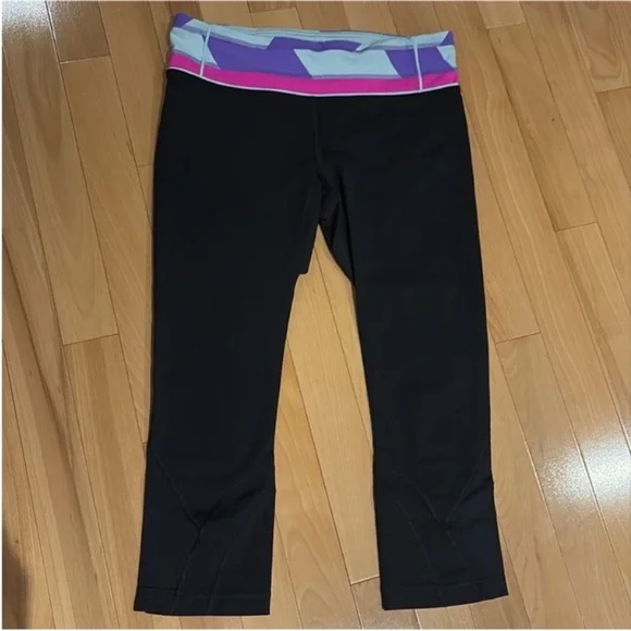 Lululemon Active Blue Jacket & Black 21“ Run Inspire Capri Crop Legging - size 8 - Picture 2 of 16